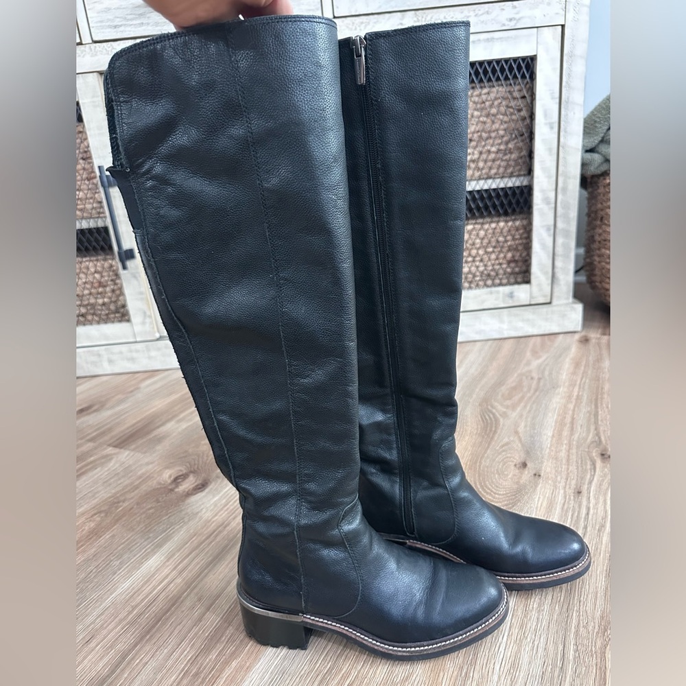 VINCE CAMUTO Black Knee-High Leather Boots